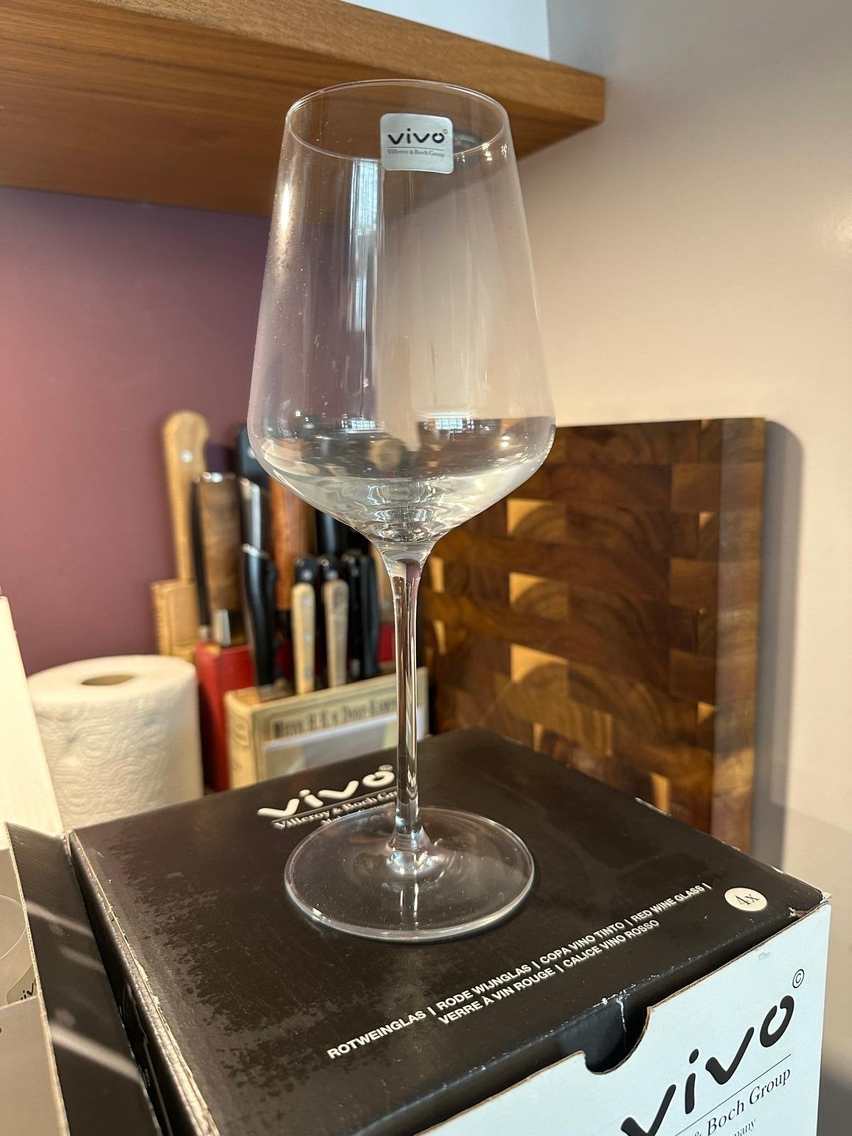 8 Villeroy & Boch Vivo rode wijnglazen - Nieuw in doos, Ophalen, Nieuw, Glas, Overige merken