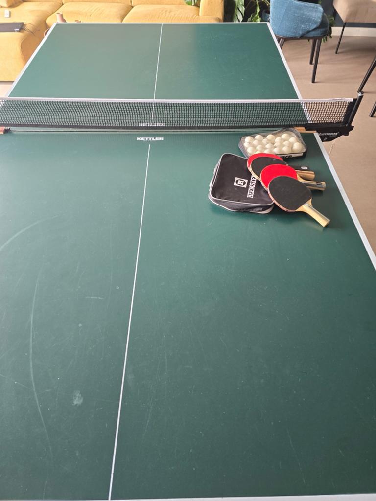 Tafeltennistafel kettler, Sport en Fitness, Tafeltennis, Ophalen of Verzenden, Gebruikt, Tafel Indoor, Verrijdbaar