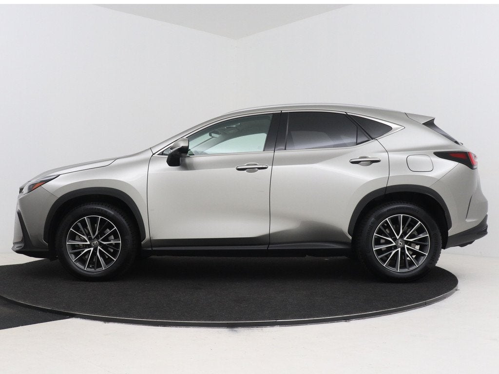Lexus NX 450h+ AWD Launch Edition | BTW Voertuig | Blind Spo, Auto's, Lexus, Automaat, 12 maanden, Gebruikt, 4 cilinders