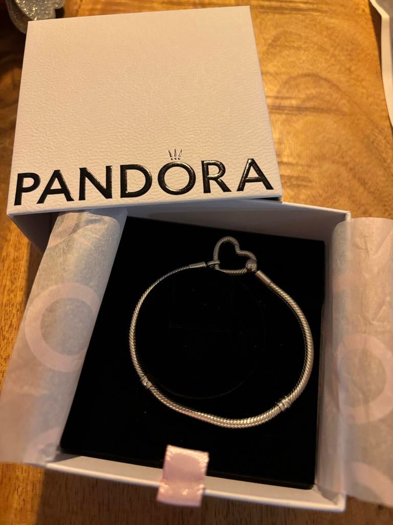 Pandora Armband met Hartsluiting, Ophalen of Verzenden, Nieuw, Zilver