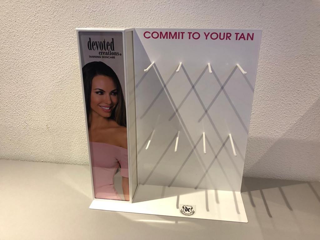 Devoted Creations Tanning Skincare Display, Ophalen, Gebruikt, Overige typen