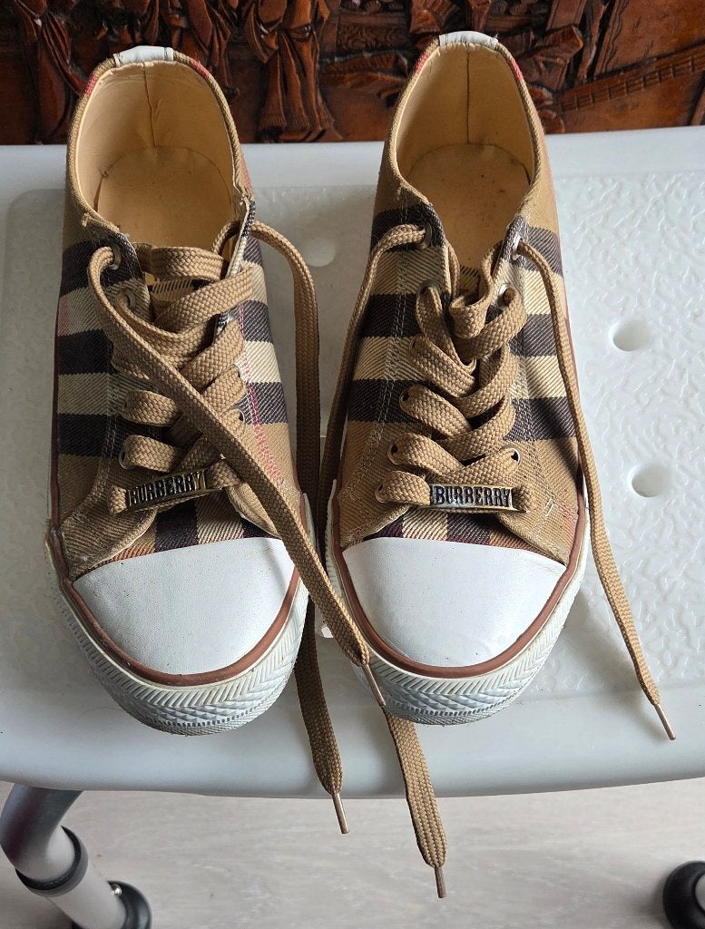 Zgn, dames Burberry gympen, mt. 40, Bruin, Ophalen of Verzenden, Sneakers of Gympen, Zo goed als nieuw