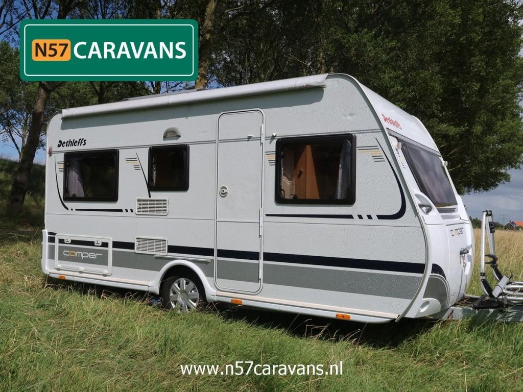 Dethleffs Camper 430 / z.g.a.n. Dorema voortent / zakluifel, Caravans en Kamperen, Caravans, Rondzit, Bedrijf, Dethleffs, Schokbreker