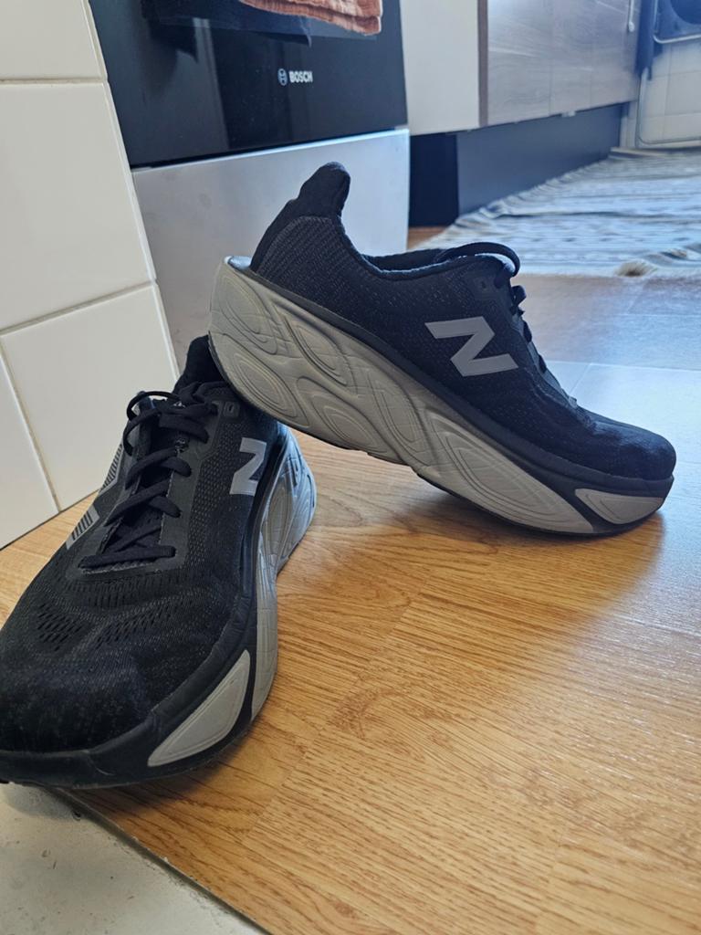New Balance Fresh Foam x More v5., Ophalen of Verzenden, Hardloopschoenen, Overige merken