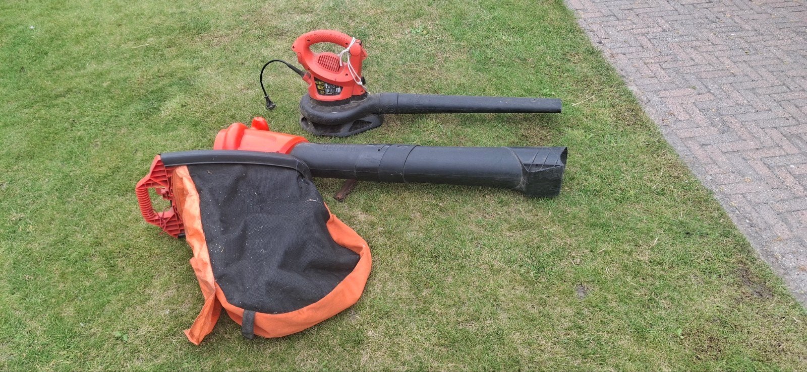 Black & Decker bladblazer/bladzuiger met opvangzak, Ophalen, Gebruikt, Met opvangzak, Handgedragen