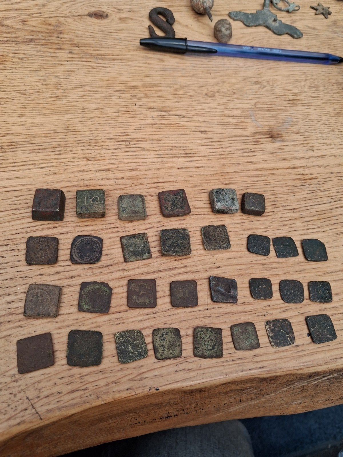 Groot lot muntgewichten bodemvondsten, Ophalen of Verzenden