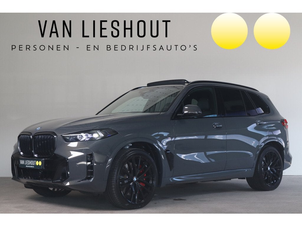 BMW X5 xDrive50e M-Sport Pro Stoel Koel+Mass I Swarovski I I, Auto's, Automaat, Gebruikt, X5, 2395 kg