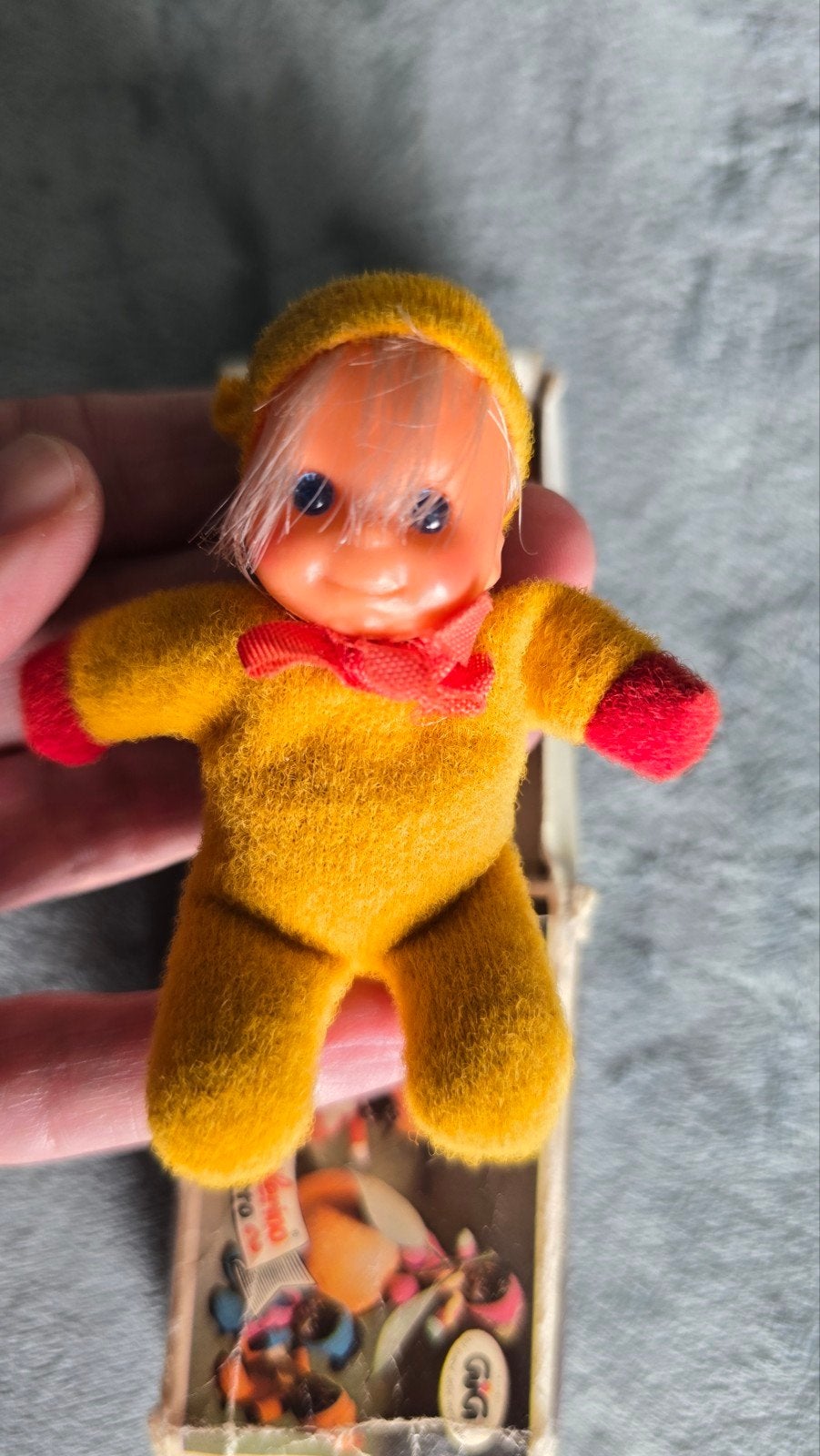 Oud lucifer poppetje met doosje en het boekje., Verzamelen, Ophalen of Verzenden, Gebruikt