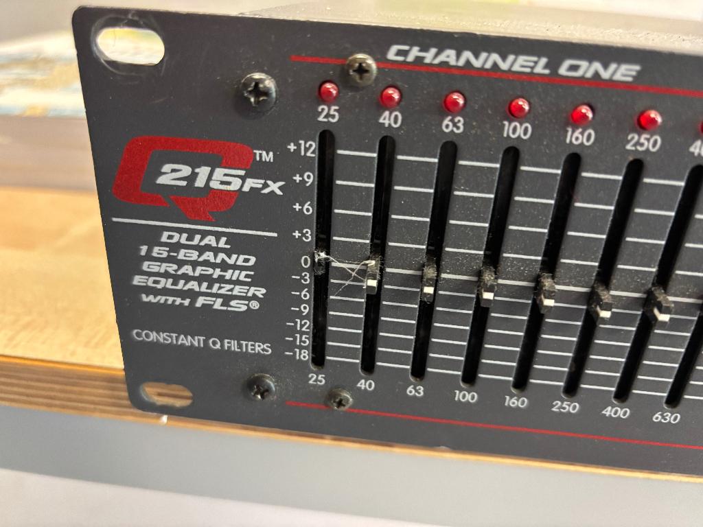 Peavey Q215 FX Dual graphic equalizer, 2 stuks, Ophalen, Gebruikt, Equalizer