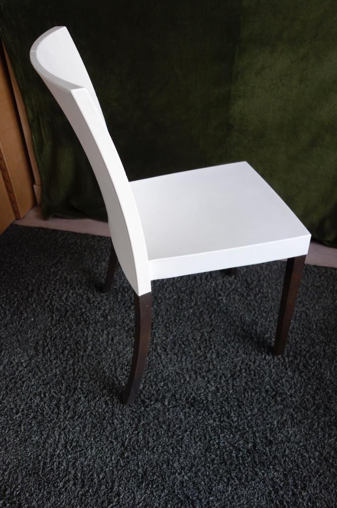 4 Kembo Family eetkamer stoelen wit, Ophalen, Kunststof, Wit, Zo goed als nieuw