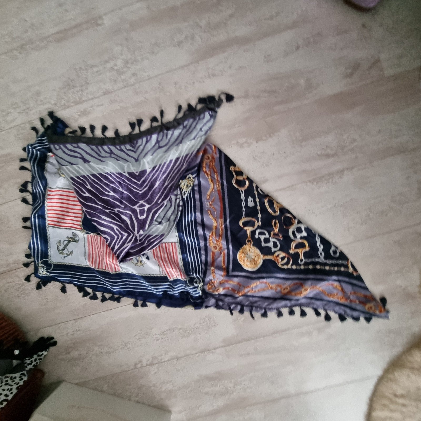 Blauwe sjaal bestaande uit verschillende losse sjaal die aan, Ophalen of Verzenden, Sjaal