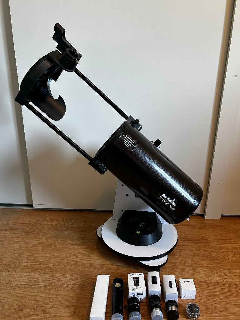 Sky-Watcher Heritage 150P Virtuoso GTi GoTo + accessoires, 80 tot 200 mm, Met statief, Zo goed als nieuw, Spiegeltelescoop (reflector)