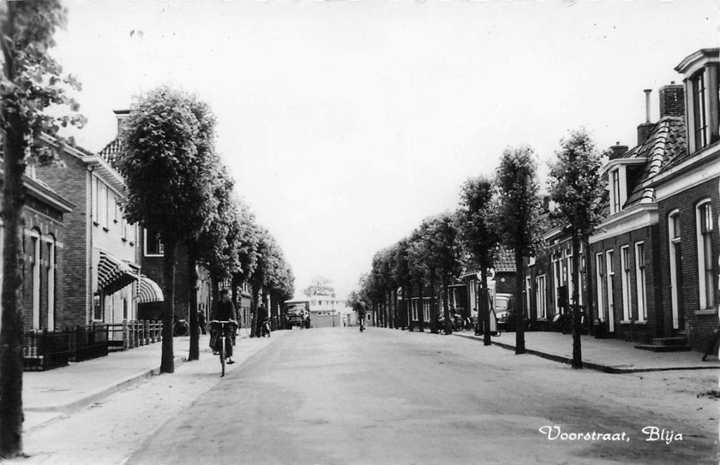 703-044-051 Voorstraat Blija, Verzamelen, Ansichtkaarten | Nederland, Friesland, Voor 1920, Verzenden