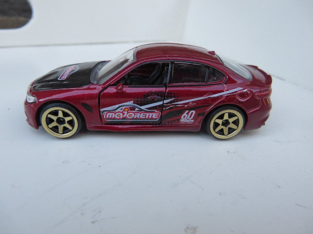 Majorette Alfa Romeo Giulia, Ophalen of Verzenden, Nieuw, Auto