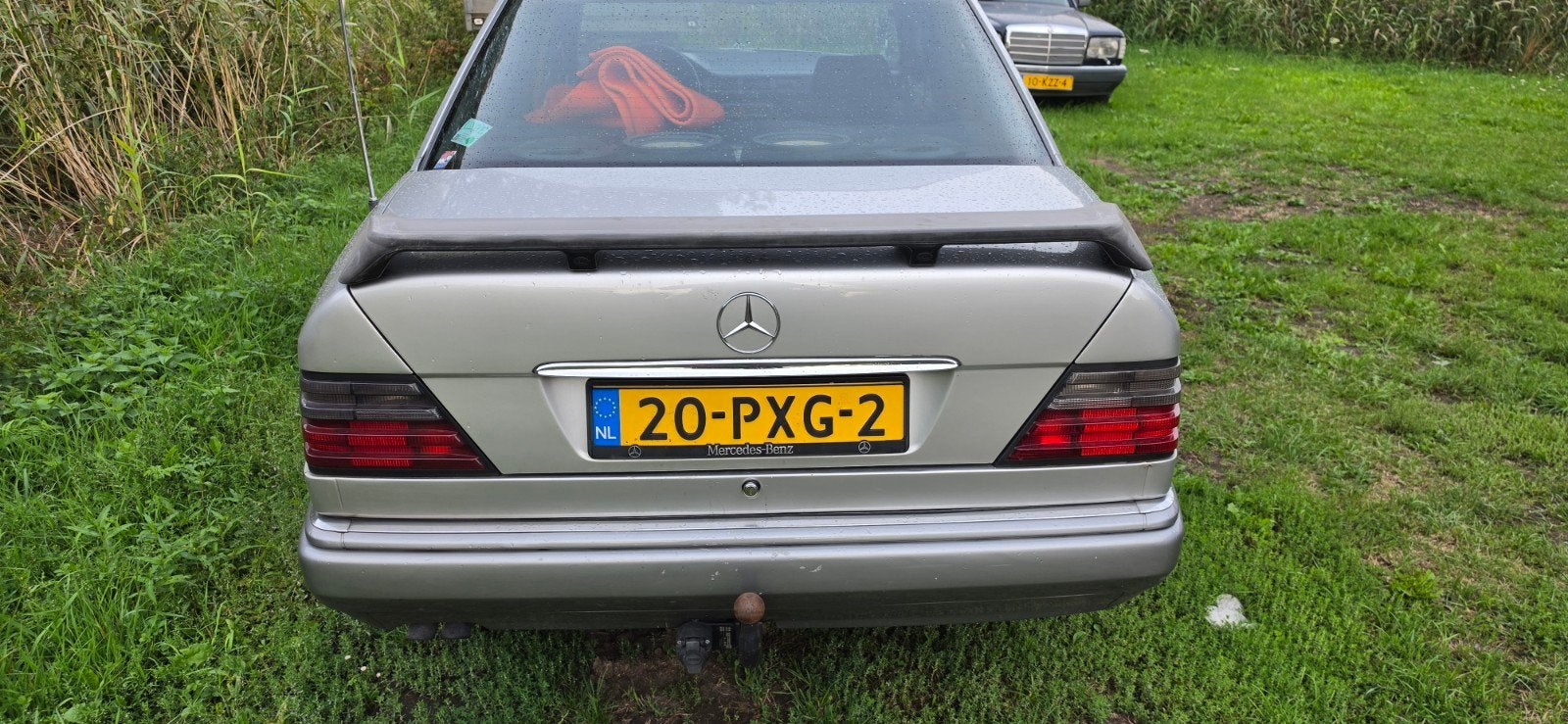 kofferbak spoiler mercedes w124, Ophalen