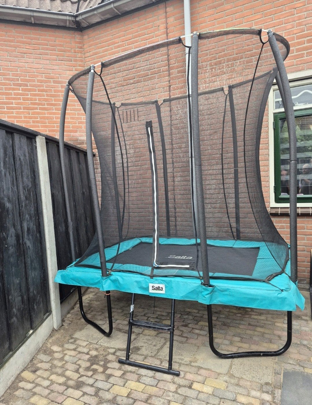 Trampoline met veiligheidsnet en trapje, Ophalen, Gebruikt
