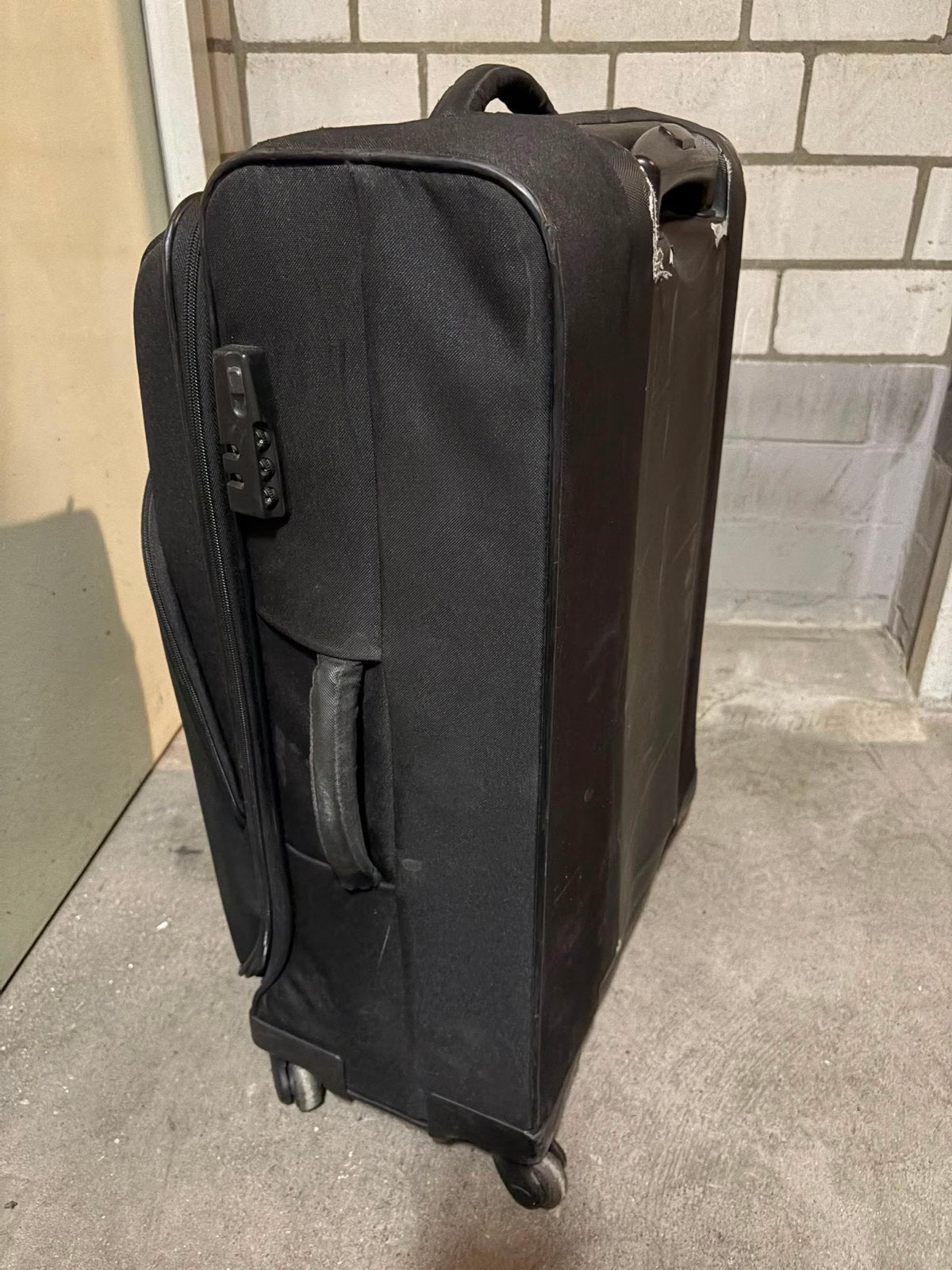 SAMSONITE Zwarte reiskoffer, Sieraden, Tassen en Uiterlijk, Koffers, Ophalen, Overige materialen, Gebruikt, Slot