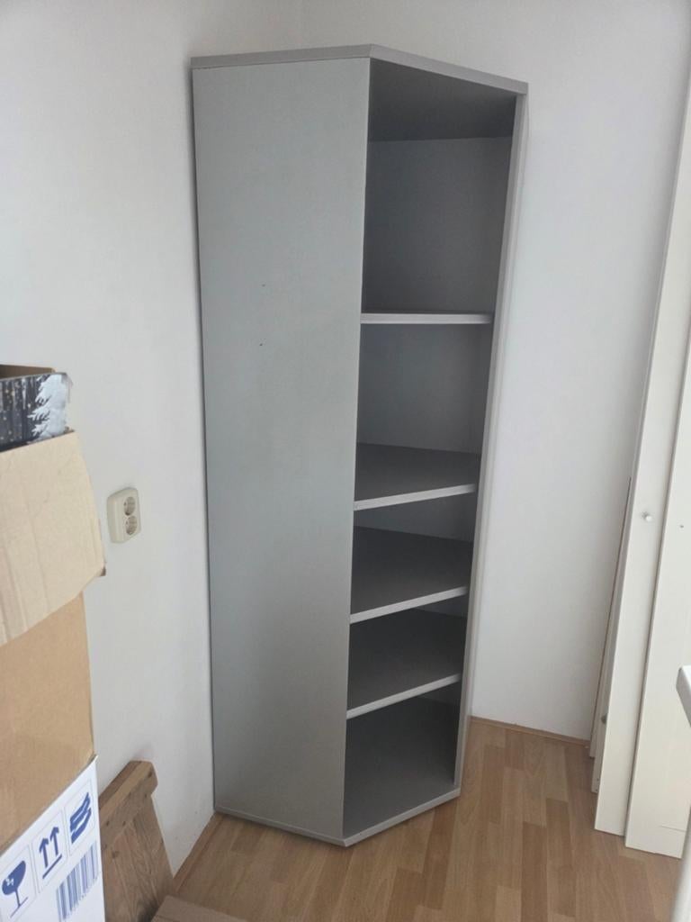 Gratis Hoekkast, Ophalen, Gebruikt, 50 tot 100 cm, 150 tot 200 cm