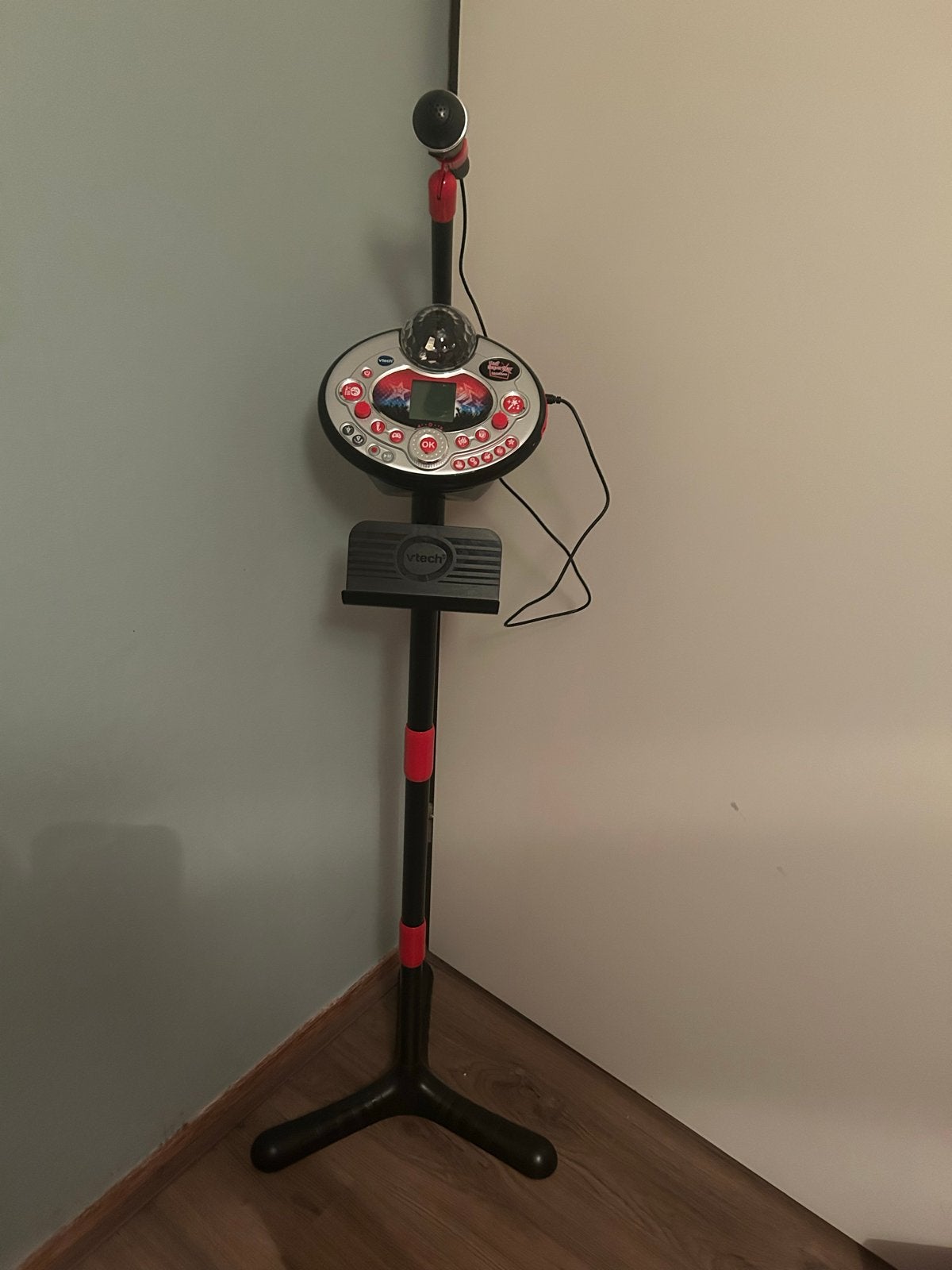 VTech Kidi Super Star Karaoke met microfoon en discolamp, Audio, Tv en Foto, Karaoke-apparatuur, Ophalen, Gebruikt, Complete set