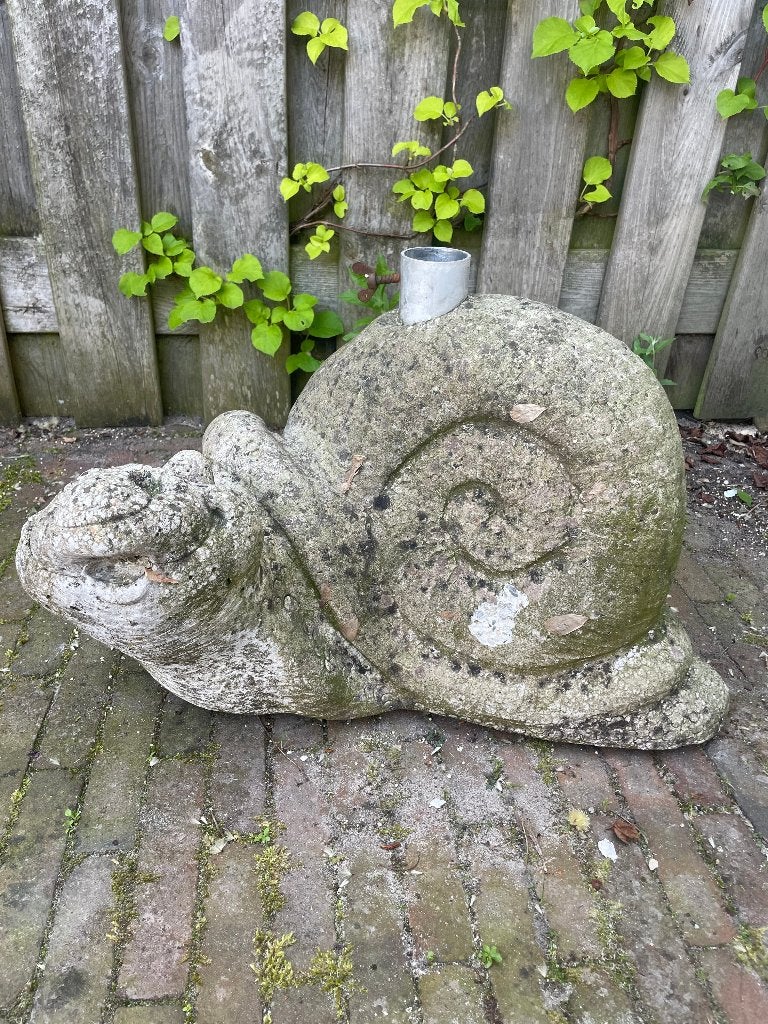 Gratis ophalen: stevige stenen parasolvoet in goede conditie, Tuin en Terras, Ophalen, Gebruikt, Minder dan 1 meter, Parasolvoet