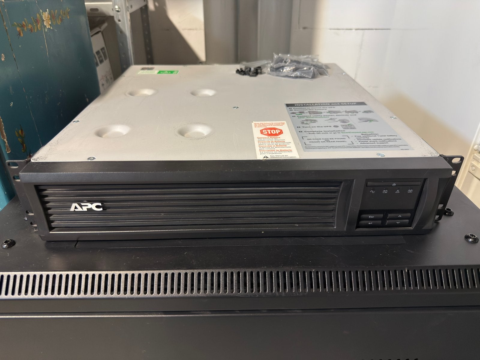 APC SMT1500RMI2UC, Ophalen, Gebruikt