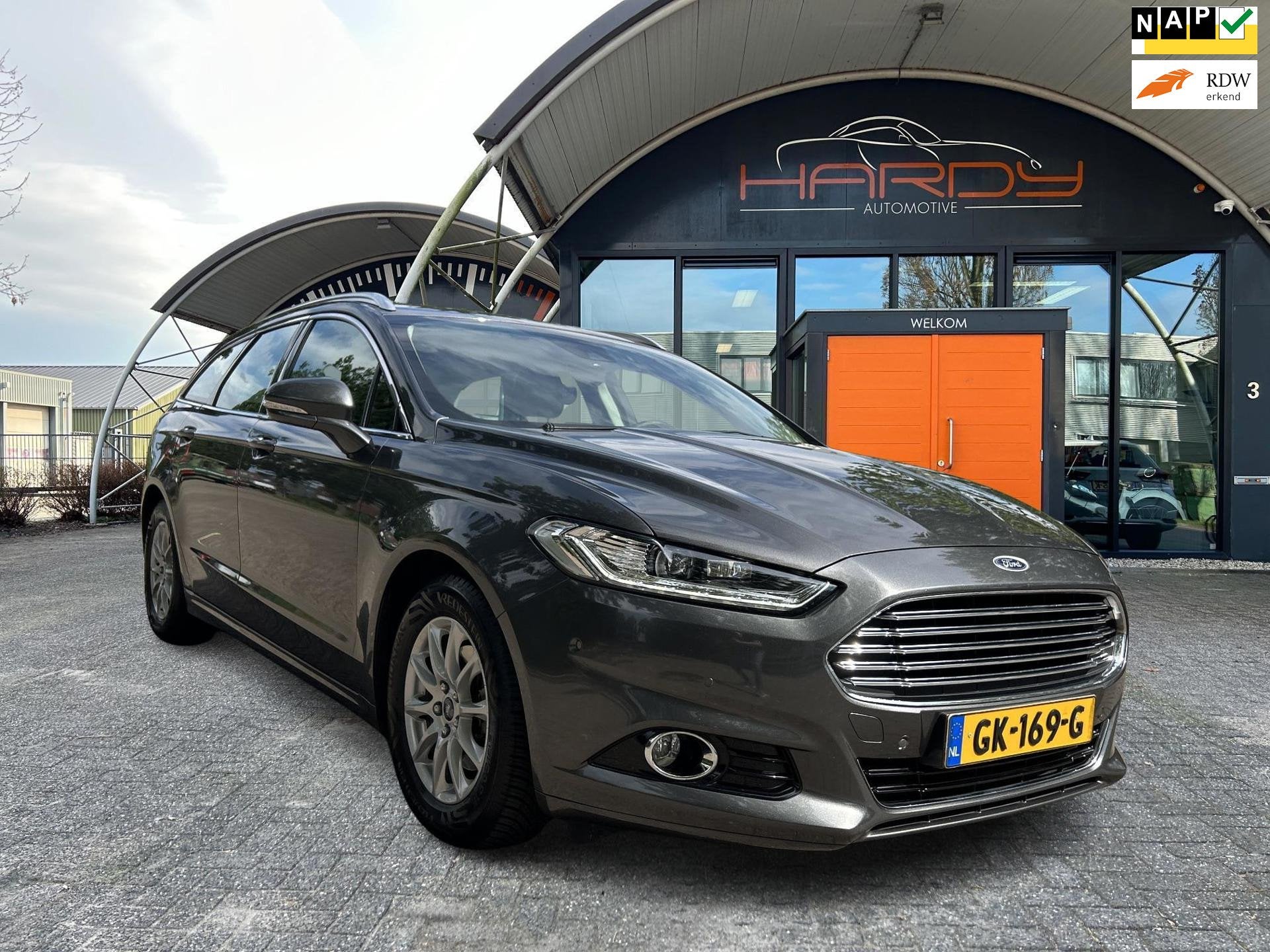 Ford Mondeo Wagon 1.5 Titanium Dealer onderhouden Trekhaak N, Voorwielaandrijving, Dealer onderhouden, Stof, 4 cilinders