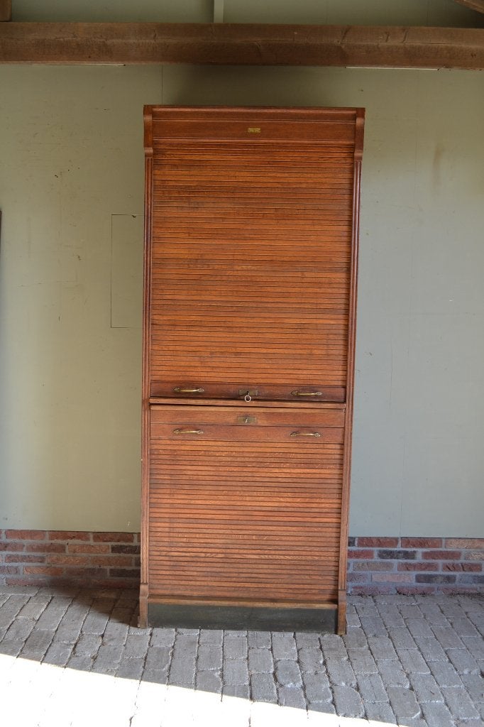 Prachtige antieke eiken houten archiefkast, rolluikkast.