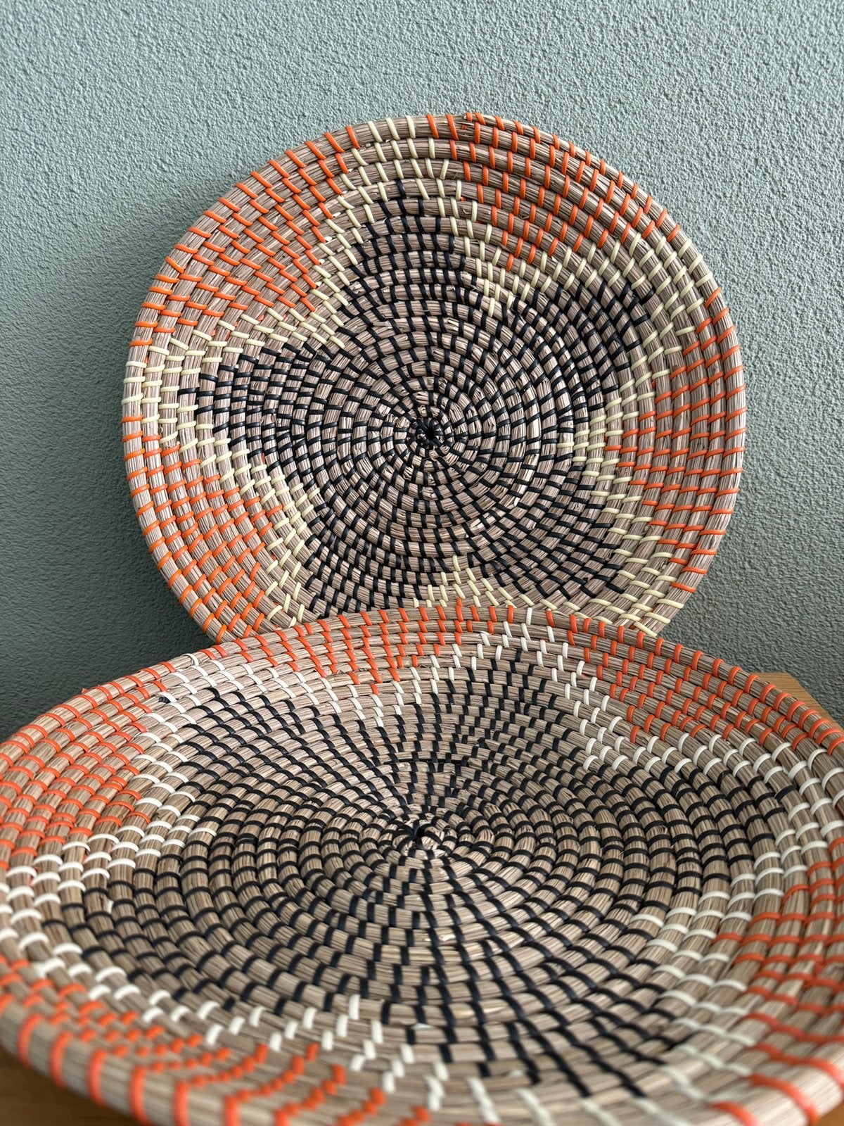 Wanddecoratie / Schalen / Kunst 2 stuks, Ophalen of Verzenden, Zo goed als nieuw