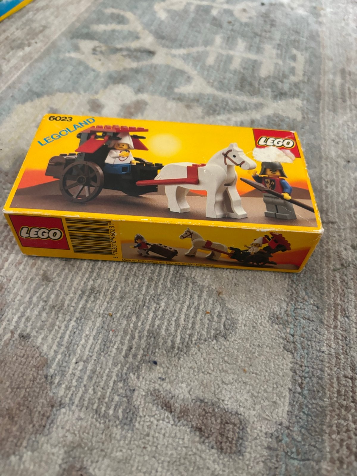 Lego 6023 Legoland Koets - Sealed, Nieuw met stickerbeschadi, Kinderen en Baby's, Speelgoed | Duplo en Lego, Lego, Nieuw, Ophalen of Verzenden