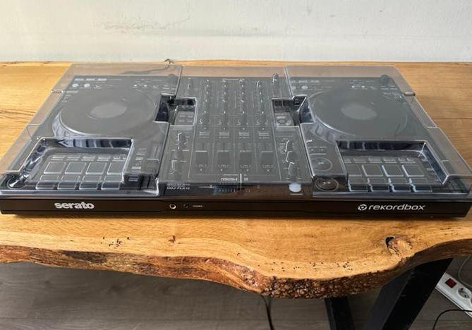 Zo goed als nieuwe Pioneer FLX 10 DJ controller + stofkap, Muziek en Instrumenten, Dj-sets en Draaitafels, Ophalen, Zo goed als nieuw