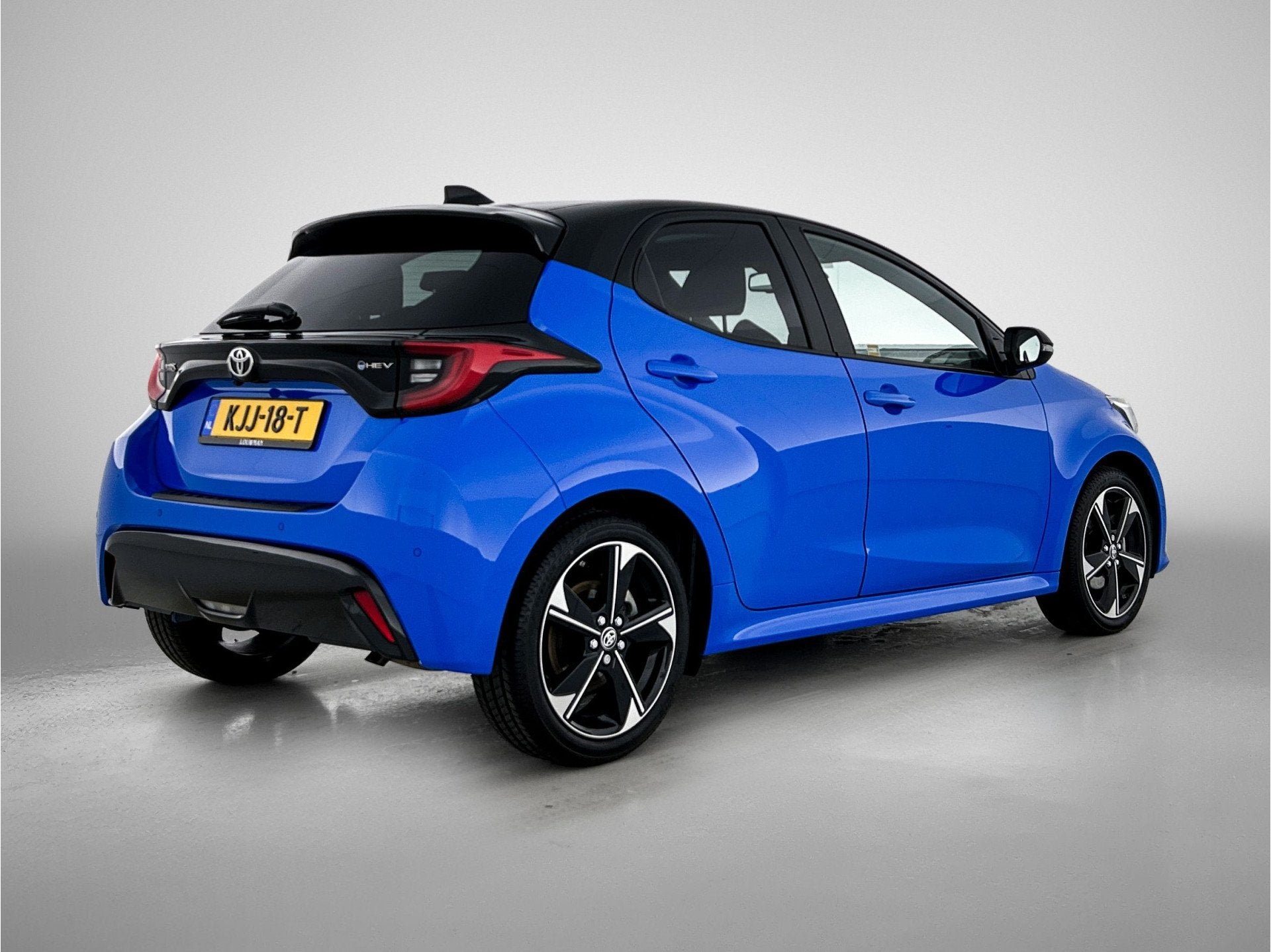 Toyota Yaris 1.5 Hybrid 130 Launch Edition | Panorama dak |, 12 maanden, 450 kg, Gebruikt, Automatische klimaatregeling