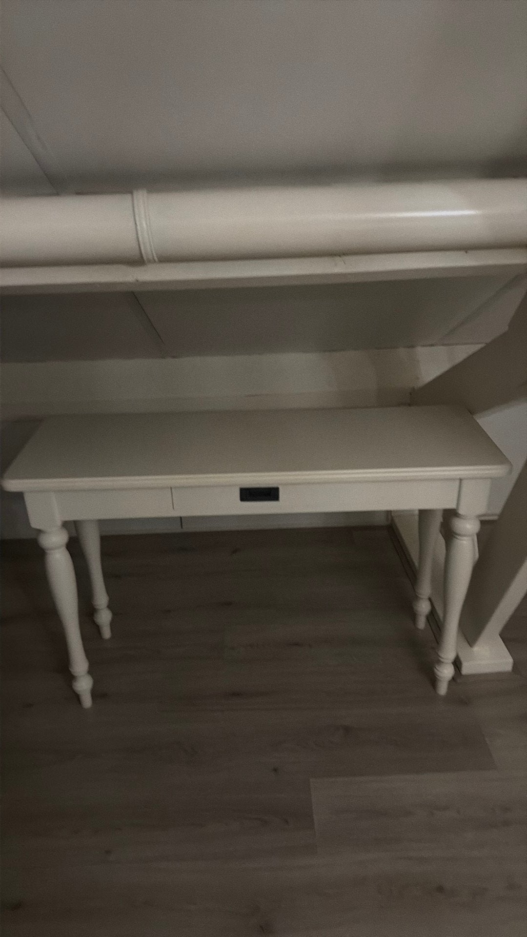 Sidetable, Ophalen, 100 tot 150 cm, Zo goed als nieuw, 25 tot 50 cm