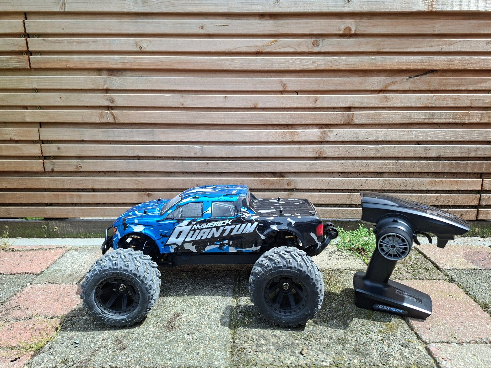 Bestuurbare auto, Gebruikt, Auto offroad, Schaal 1:10, RTR (Ready to Run)