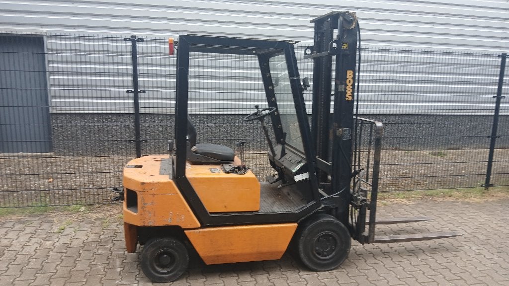 BOSS Heftruck - Diesel, 2000-3000 kg hefcapaciteit, Zakelijke goederen, Machines en Bouw | Heftrucks en Intern transport, Diesel
