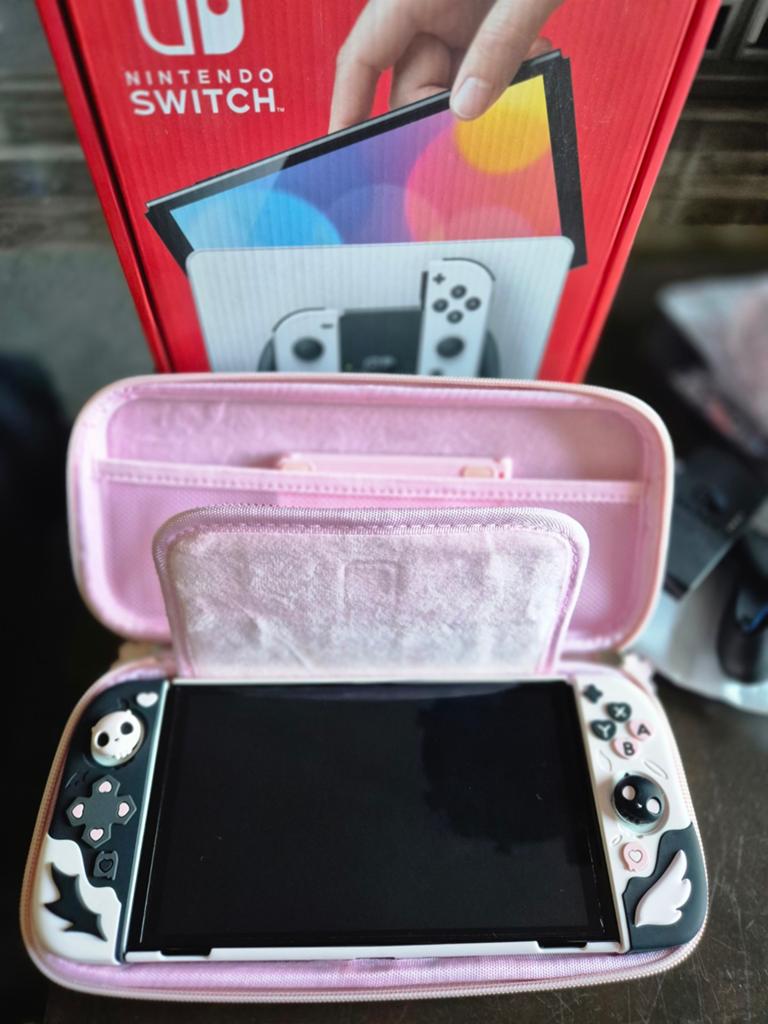 Nintendo Switch OLED Wit - Zo goed als nieuw, Spelcomputers en Games, Spelcomputers | Nintendo Switch Lite, Ophalen, Overige kleuren