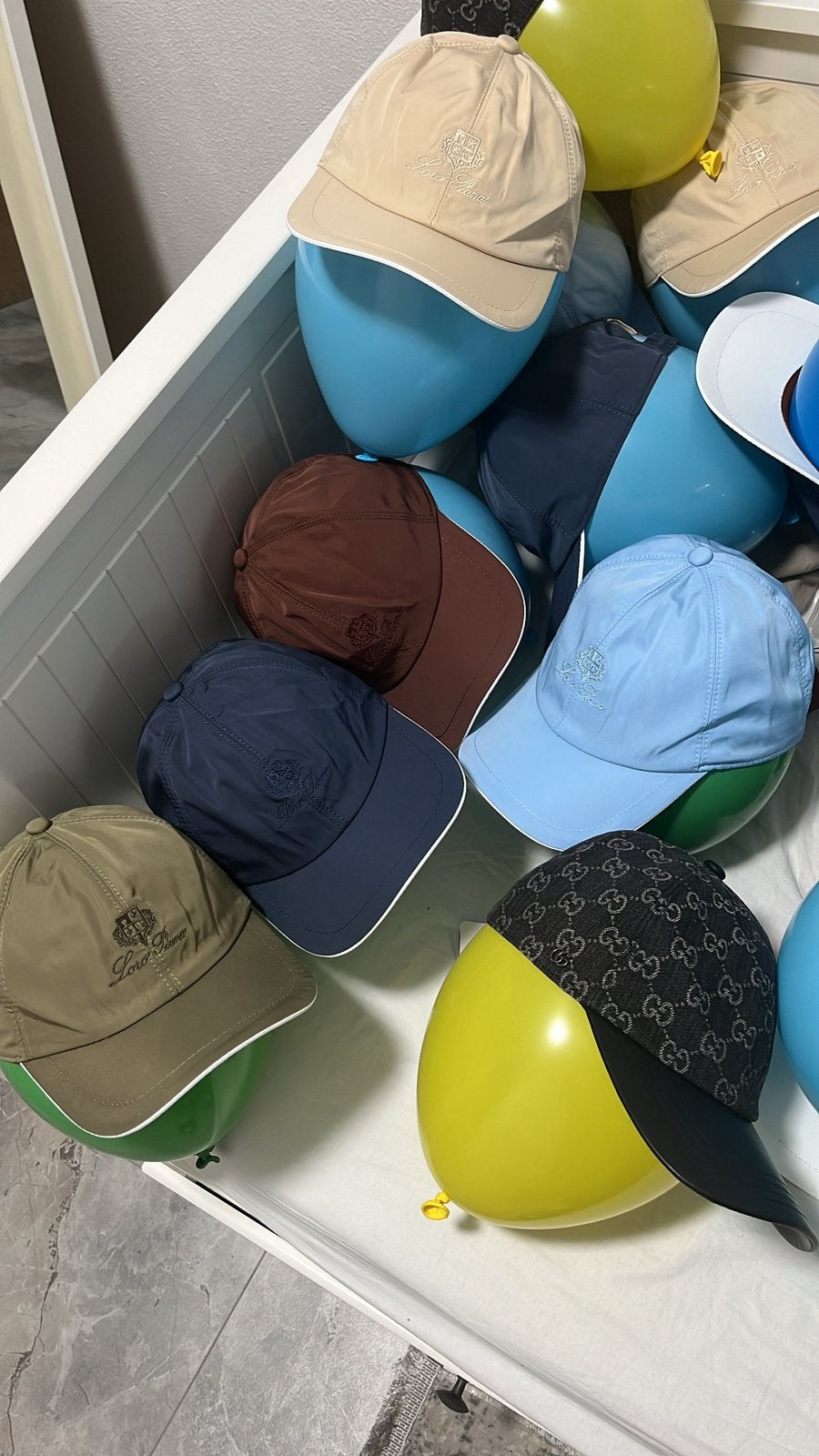 Loro Piana & gucci petjes, Kleding | Heren, Hoeden en Petten, Ophalen of Verzenden, Nieuw, One size fits all, Pet