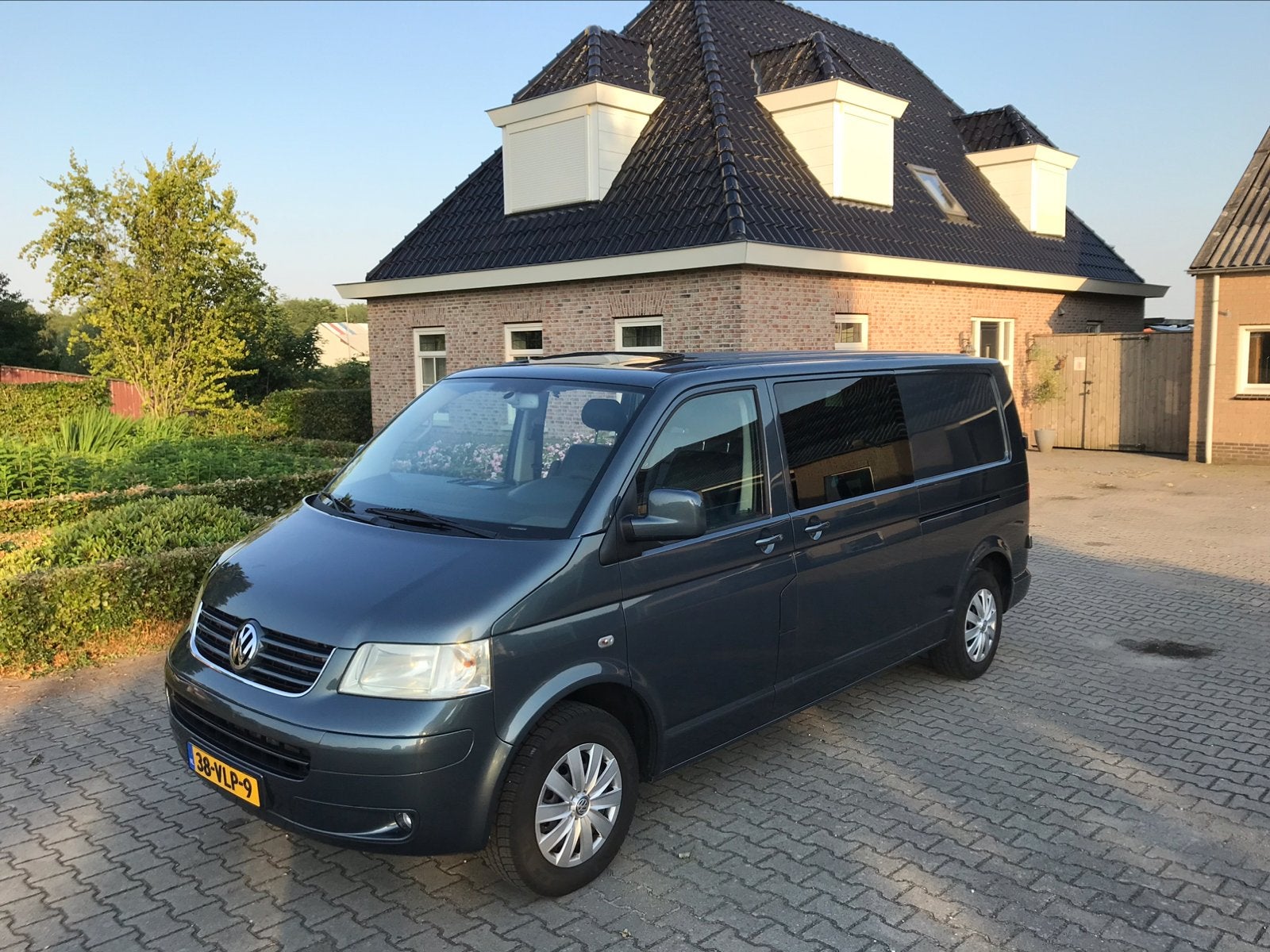 Volkswagen T5 dubbele cabine en  schuifdeur 2.5 TDI MARGE, Voorwielaandrijving, Zwart, Volkswagen, 2020 kg