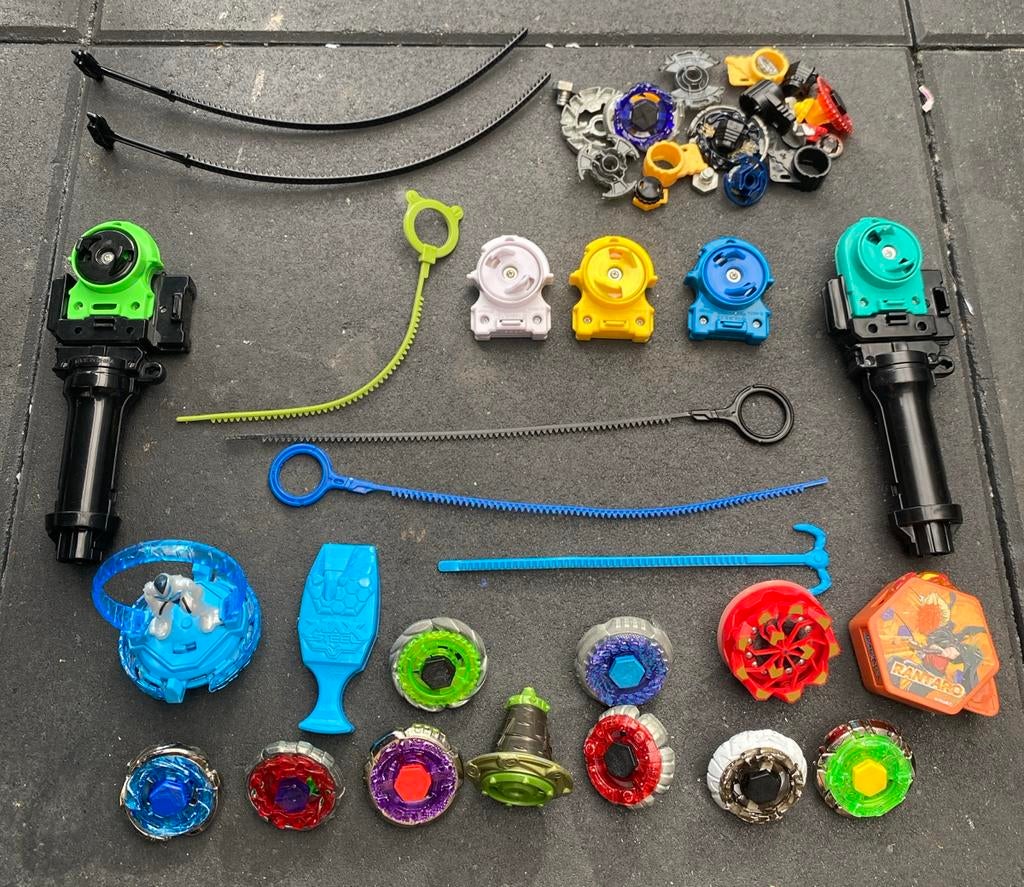 Grote Beyblade set met arena en accessoires, Ophalen, Nieuw