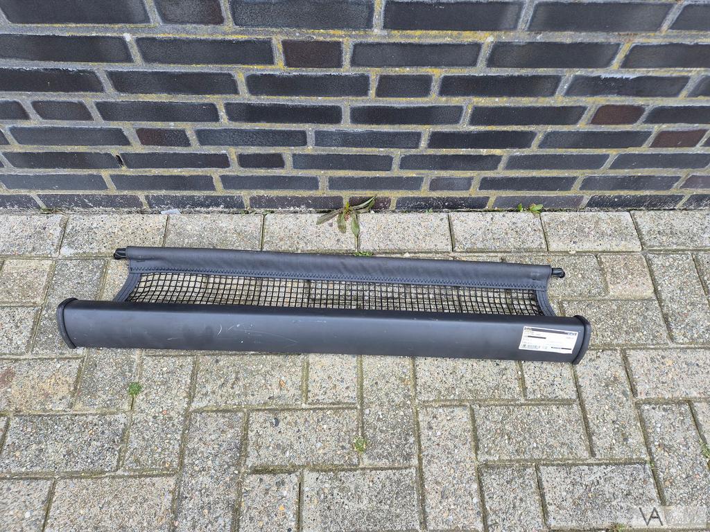 Volvo V50 2004 - 2012 hondenrek scheidingsnet rolhoes €40, Auto-onderdelen, Interieur en Bekleding, Gebruikt, -, -, Ophalen of Verzenden