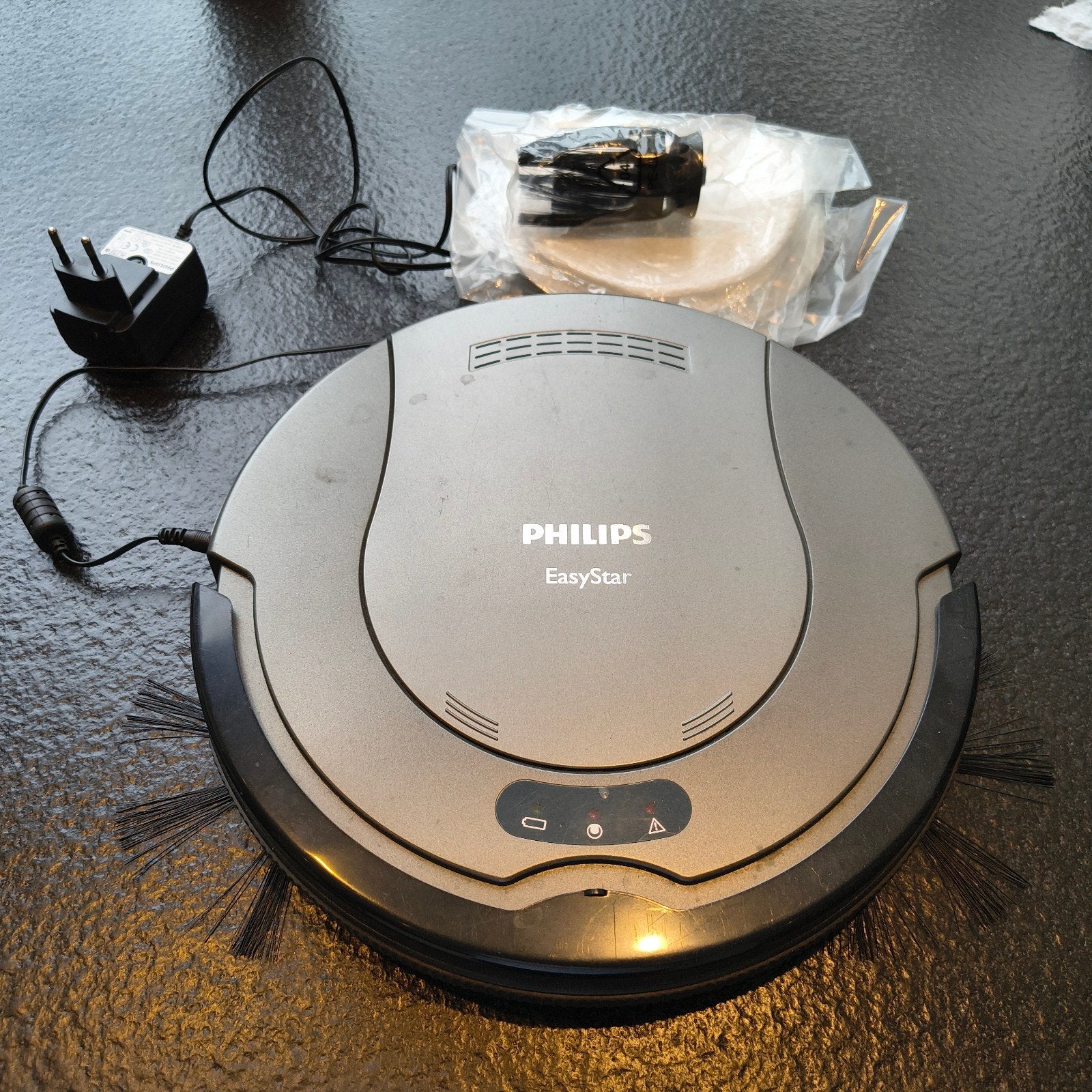 Philips EasyStar robotstofzuiger met nieuwe filters, Ophalen, Reservoir, Overige typen