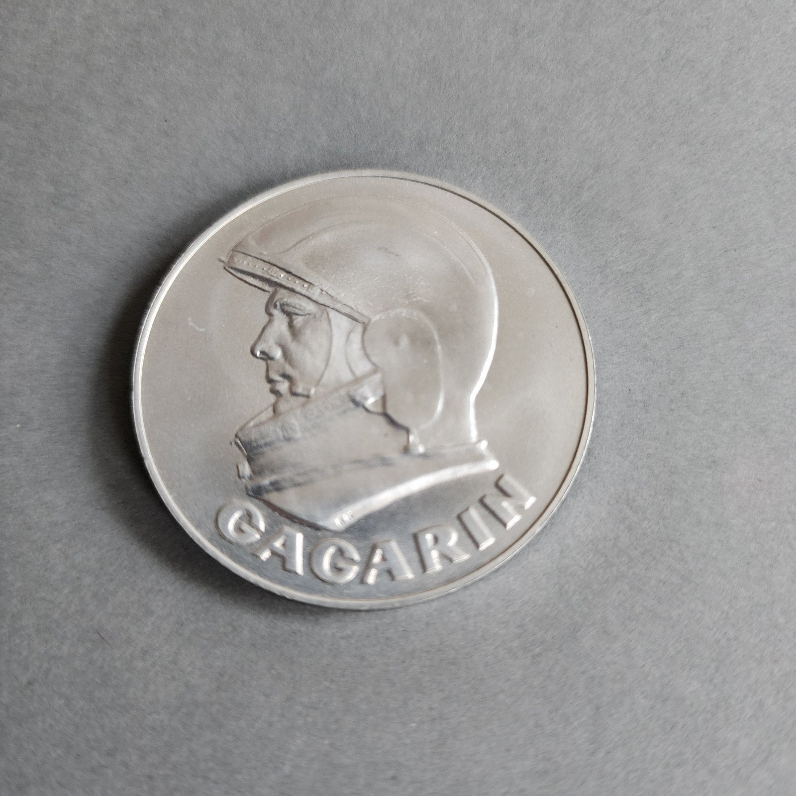 Munt Medaille Yuri Gagarin 1991 Vostok 30 jaar, Ophalen of Verzenden