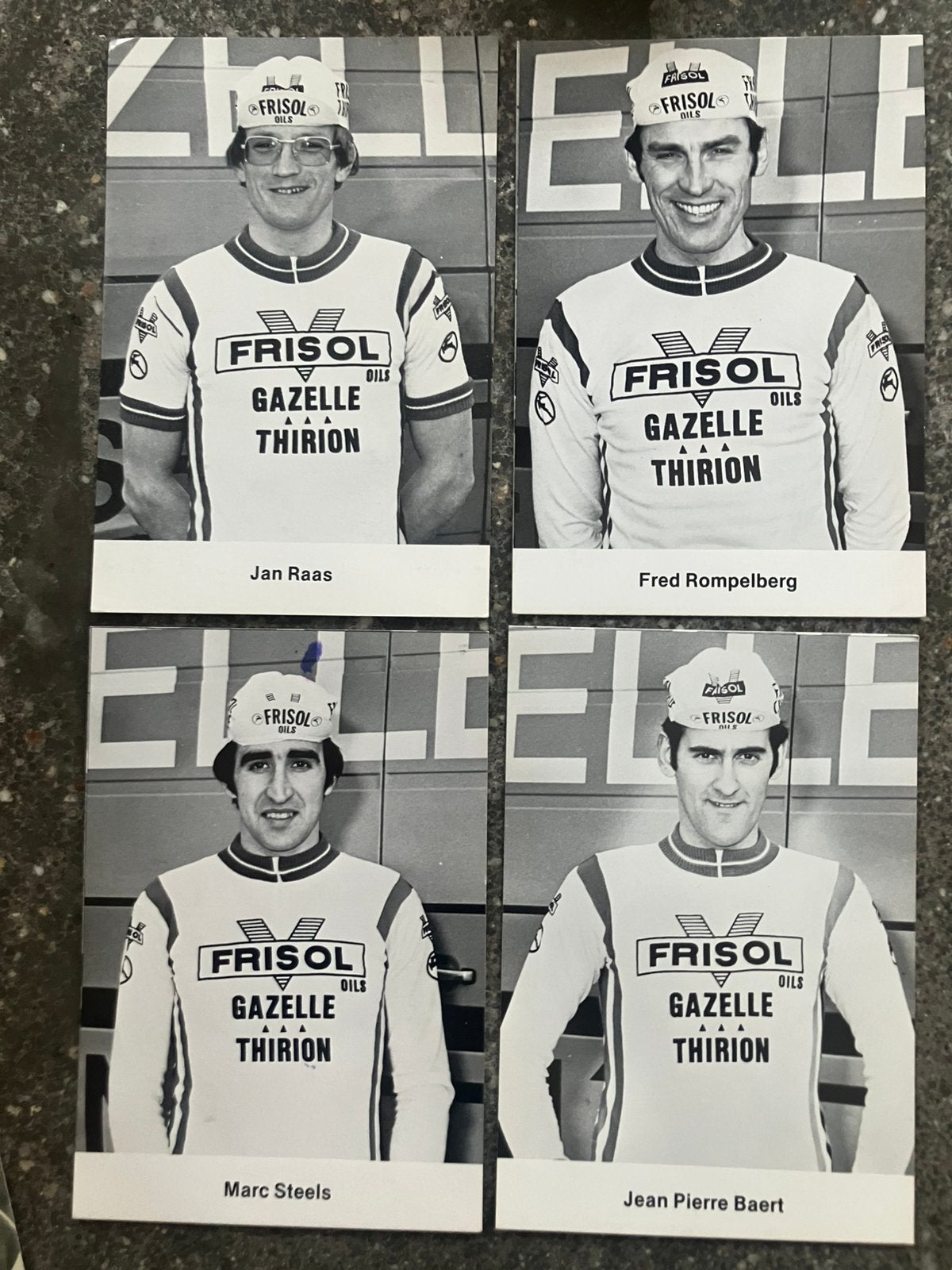 4 Kaarten Frisol Gazelle 1977 - wielrennen - jan raas etc., Verzenden, Zo goed als nieuw, Buitenlandse clubs, Poster, Plaatje of Sticker