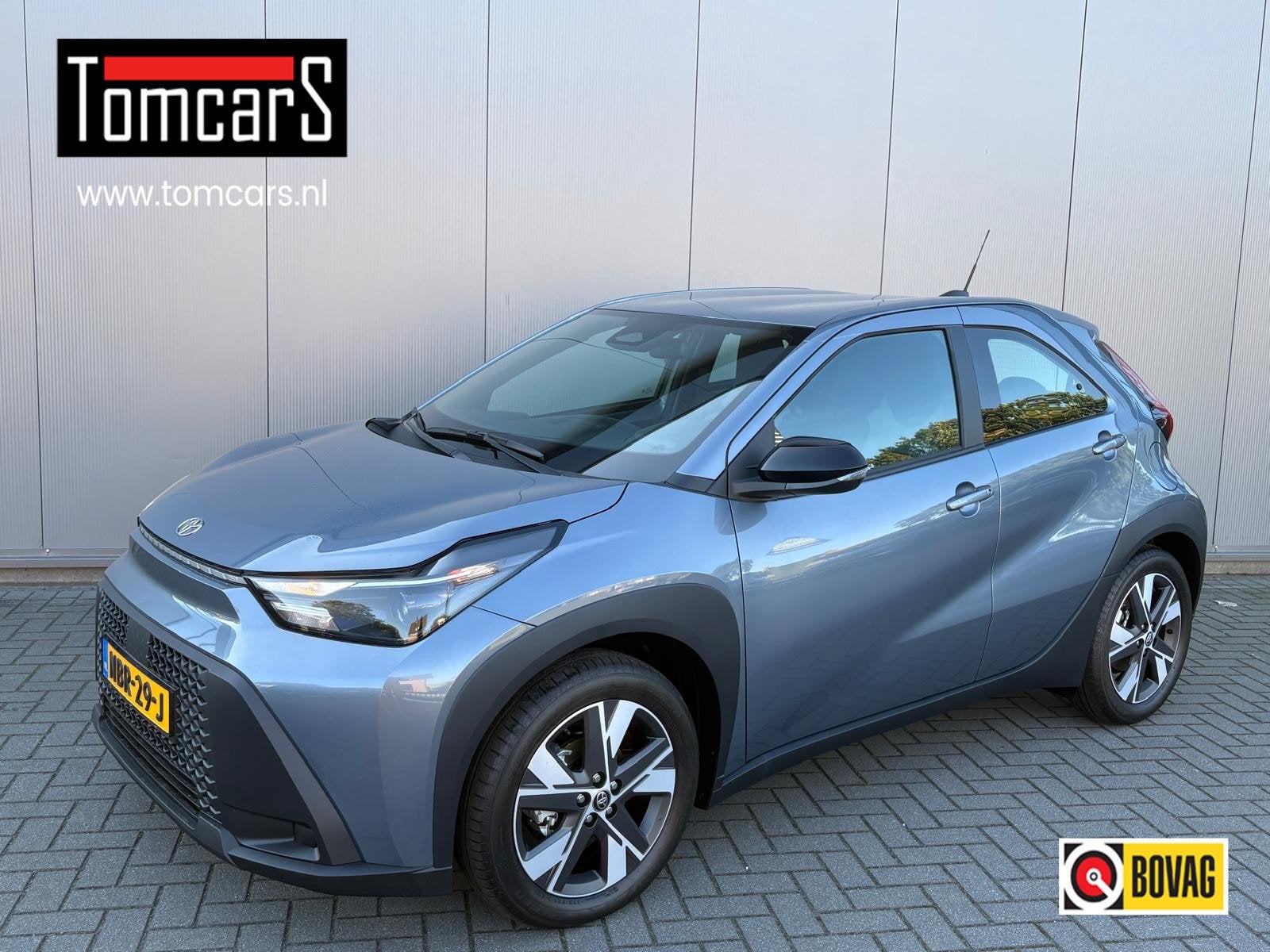 Toyota Aygo X Hybrid 116PK Active Automaat Nieuw uit voorraa, Auto's, Dealer onderhouden, Stof, Euro 6, 4 stoelen