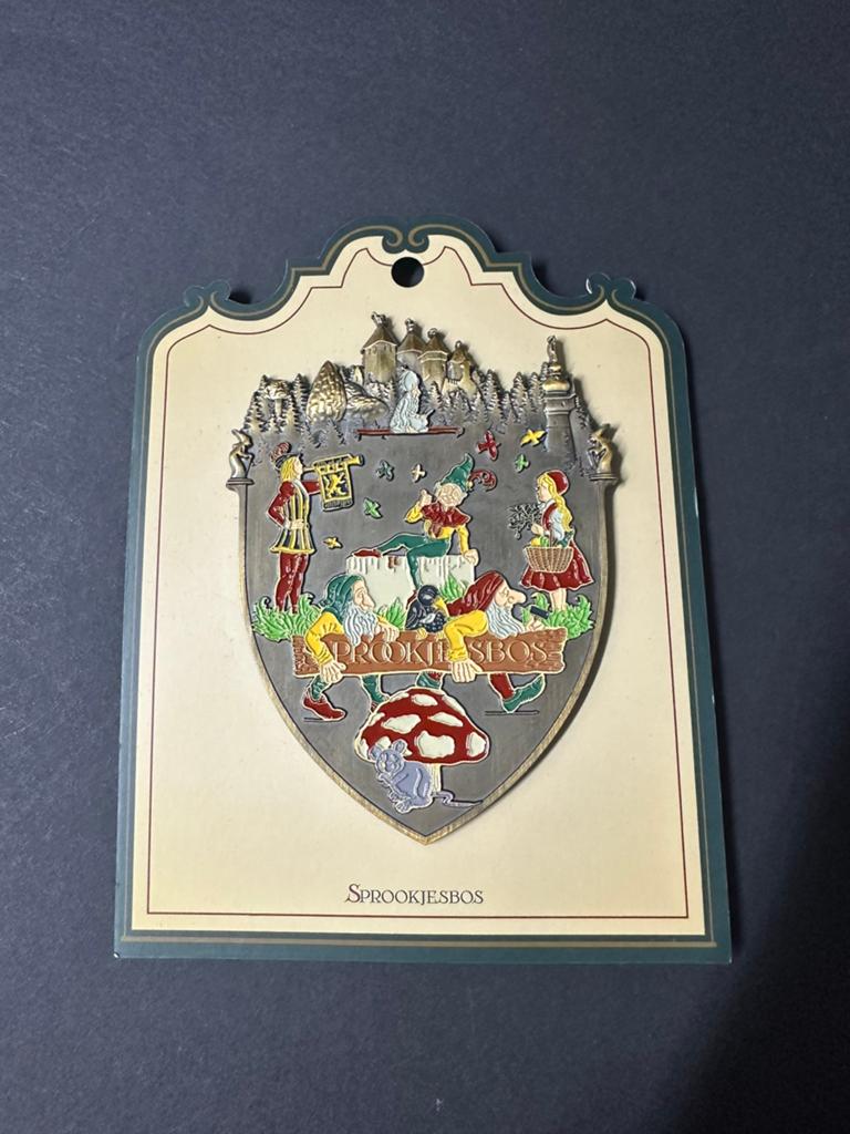 Efteling pin sprookjesbos, Ophalen of Verzenden, Zo goed als nieuw, Button of Speldje