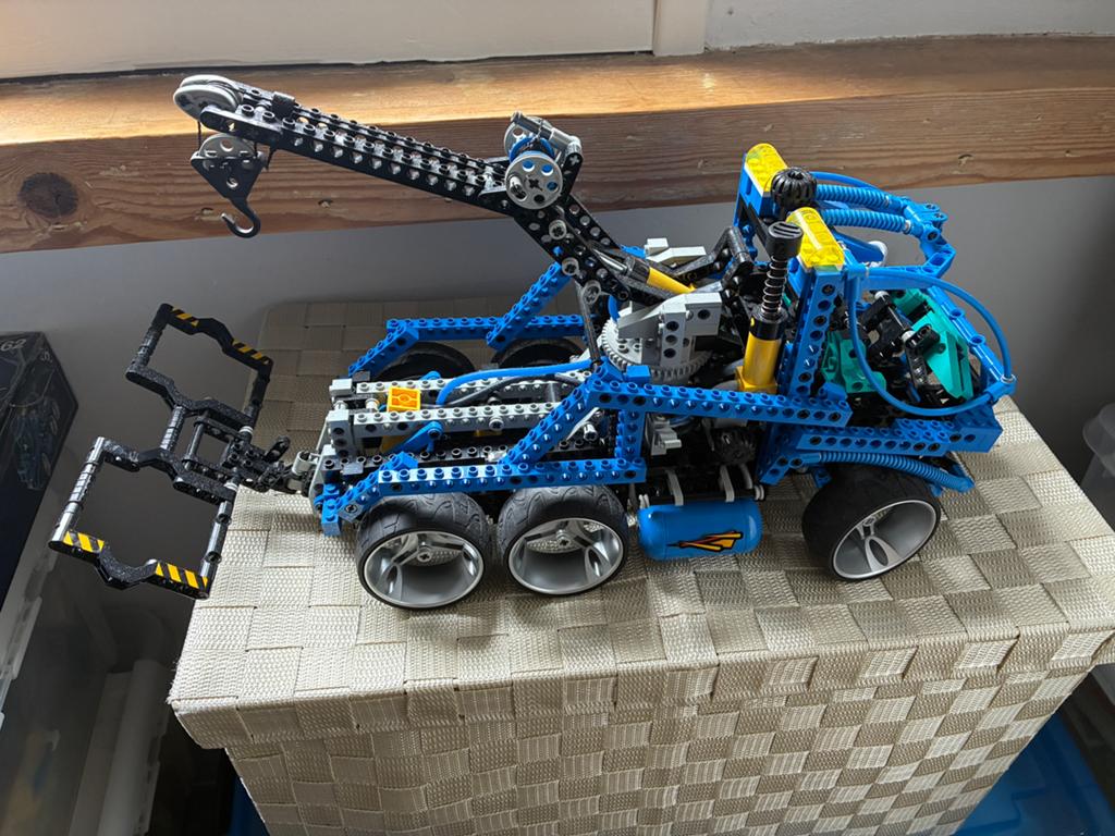 Lego technic pneumatic kraanwagen #8462 (1998), Kinderen en Baby's, Speelgoed | Duplo en Lego, Ophalen, Compleet, Gebruikt, Lego