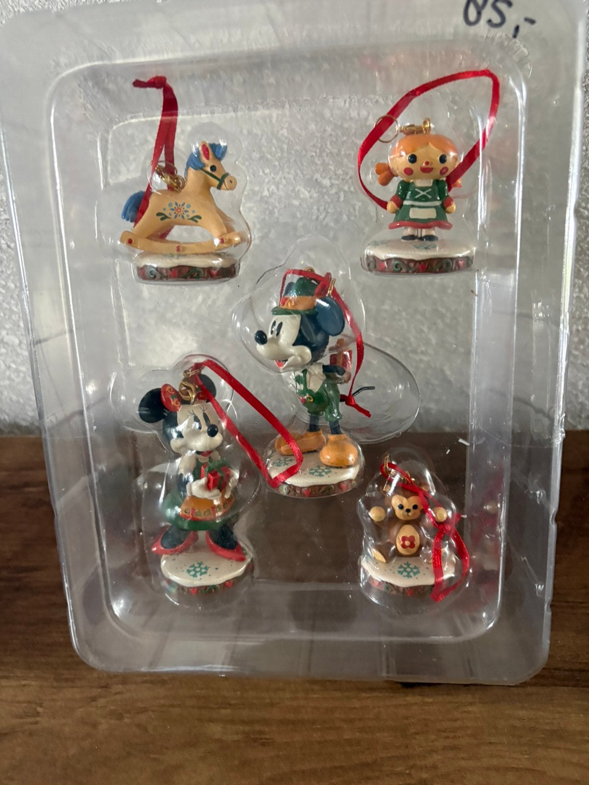 Disney parks epcot duitsland ornament  set., Ophalen of Verzenden, Zo goed als nieuw