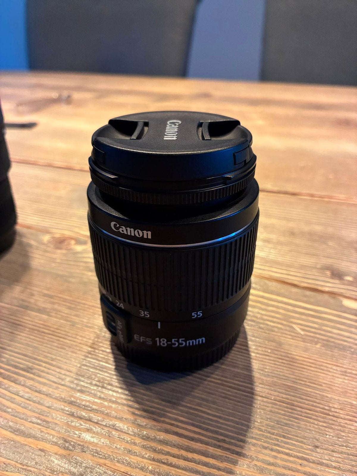 Canon 18-55  f3.5-5.6 efs, Canon, Ophalen of Verzenden, Zo goed als nieuw, Standaardlens