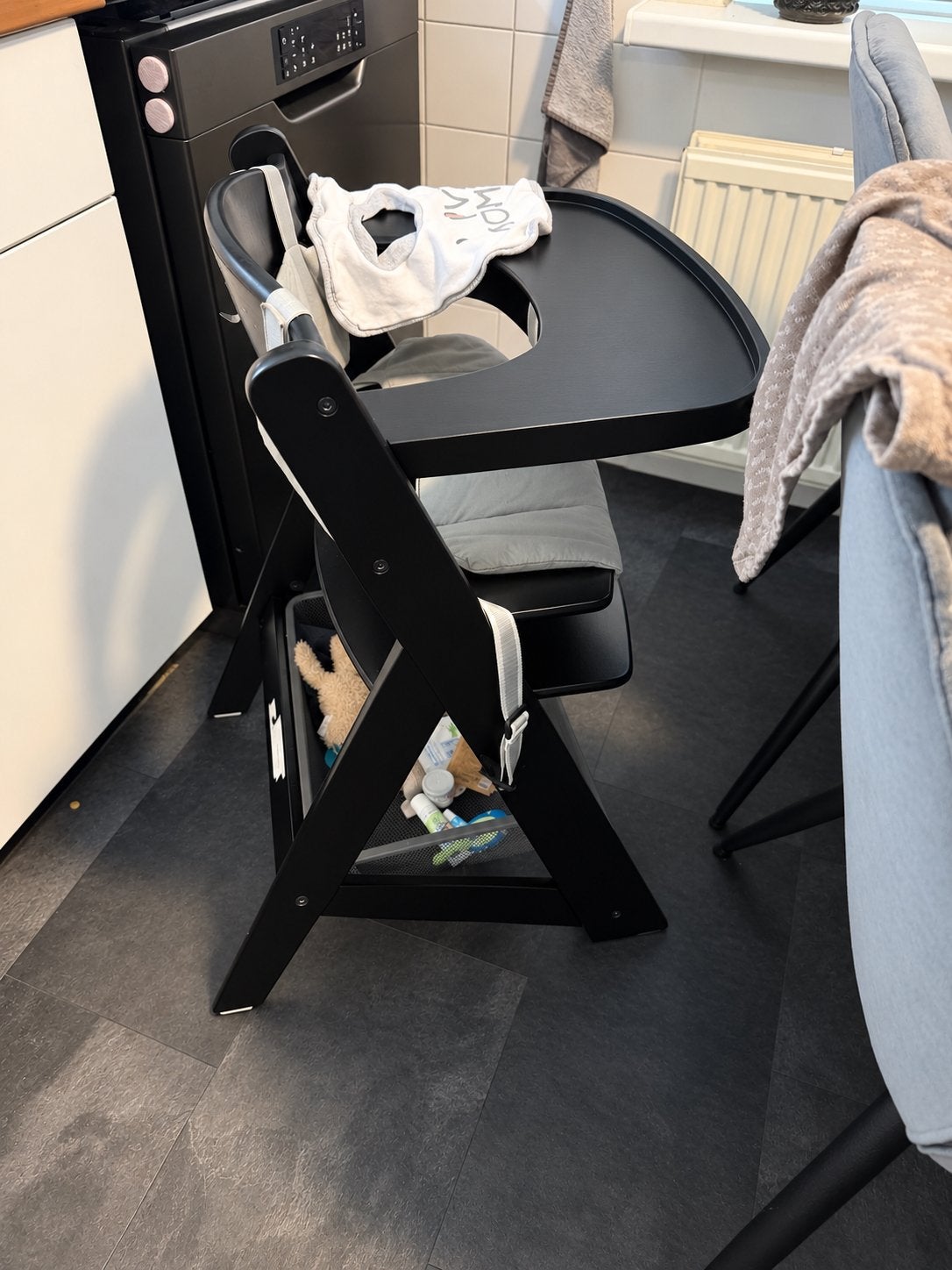 Kinderstoel/baby/peuter/stoelen/babystoel/eetblad/hout/kruk, Kinderen en Baby's, Ophalen, Zo goed als nieuw