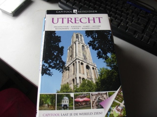 capitool - utrecht, Boeken, Capitool, Ophalen of Verzenden, Zo goed als nieuw, Reisgids of -boek