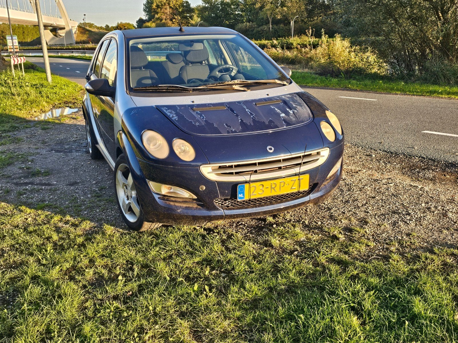 Smart ForFour 1.3 2005 Grijs, Auto's, Stof, 40 €/maand, Blauw, Origineel Nederlands